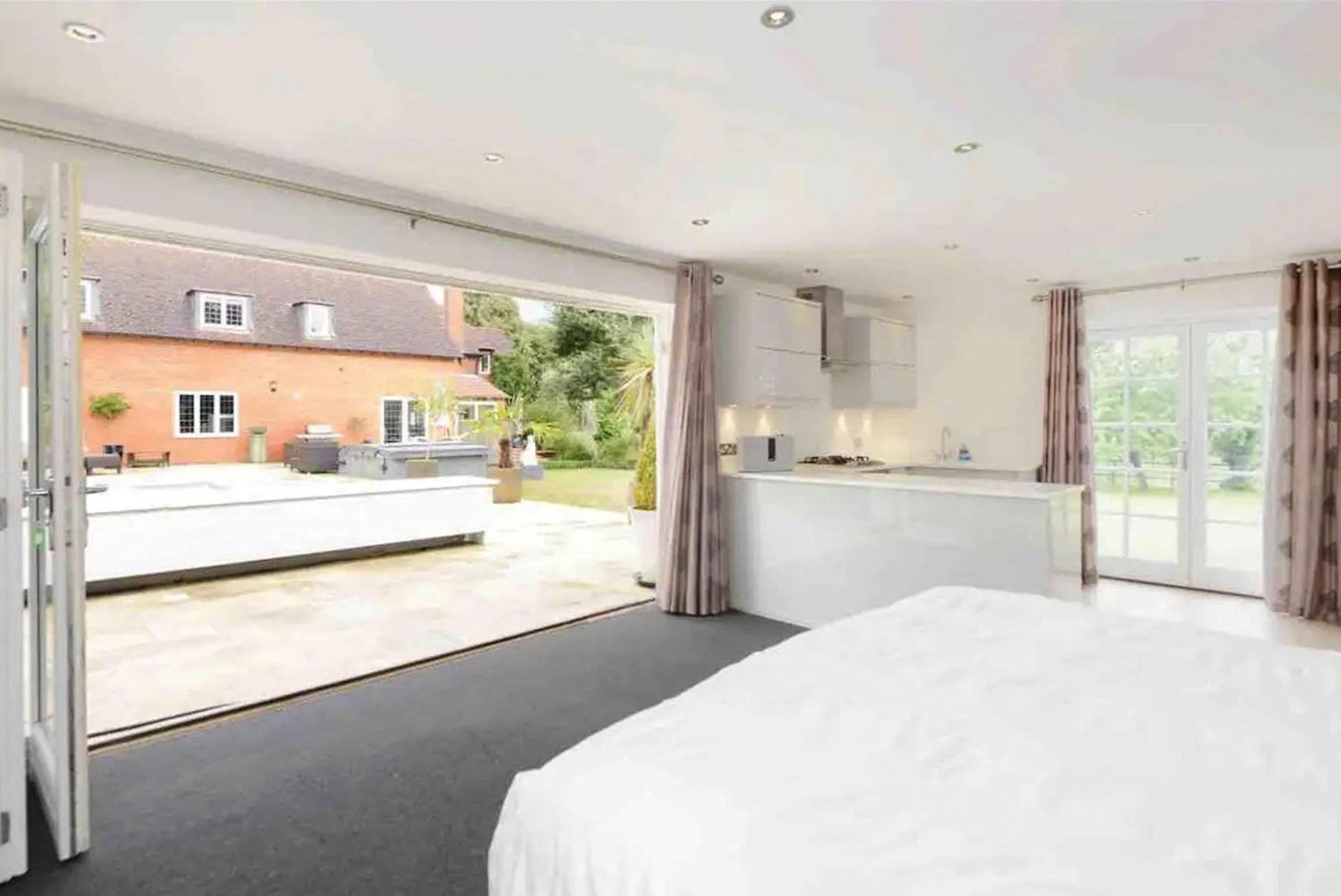 Old Lakenham Maidstone Extérieur photo